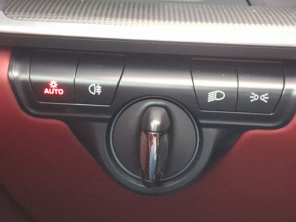 Thumbnail: 2024 Porsche 911 - 28