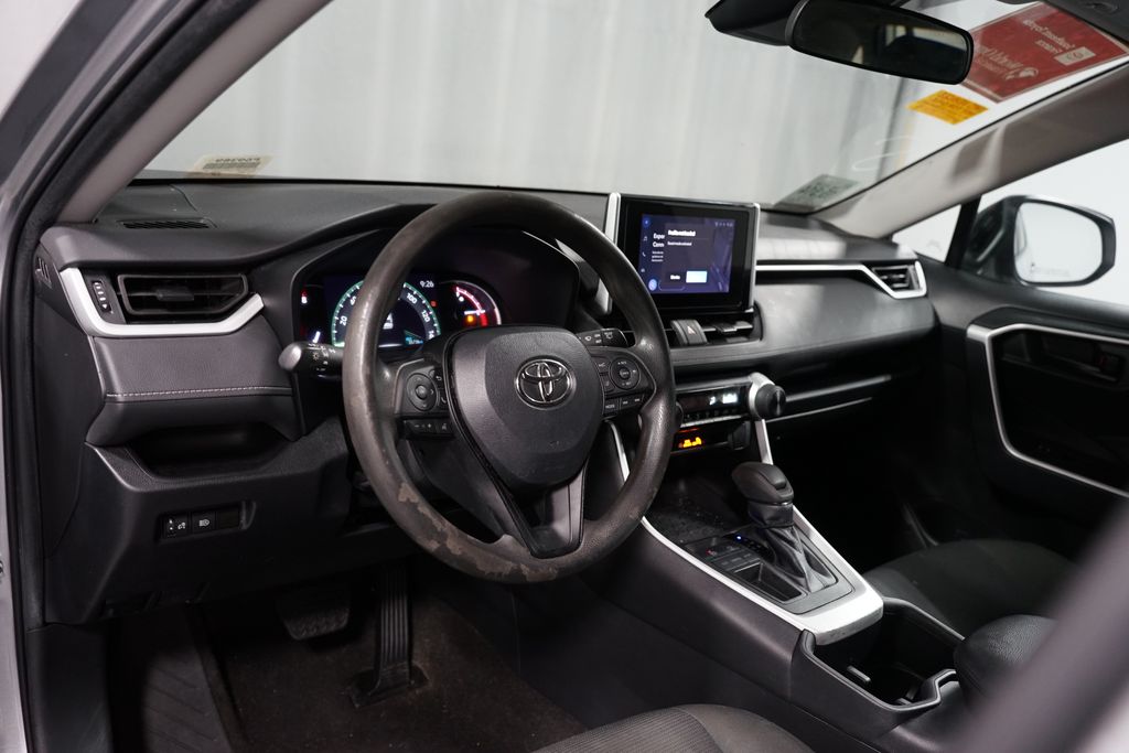 Thumbnail: 2023 Toyota RAV4 - 7