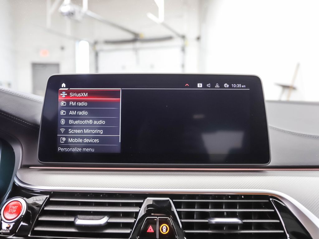 Thumbnail: 2022 BMW M5 - 16