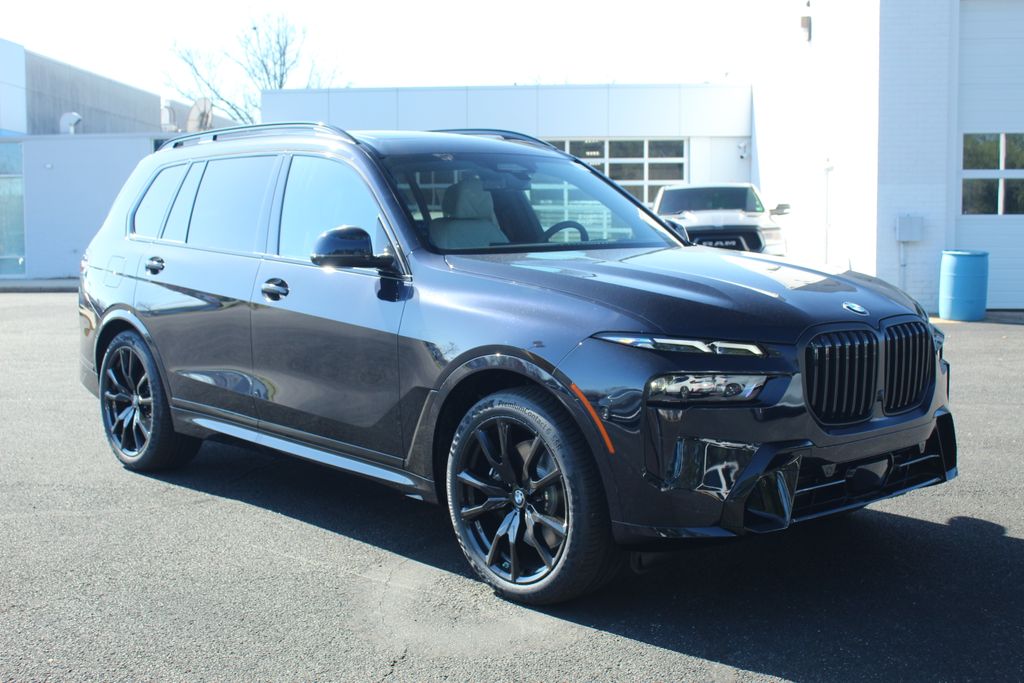2026 BMW X7 xDrive40i's photo