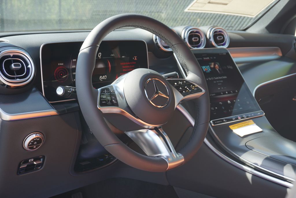 Thumbnail: 2026 Mercedes-Benz GLC - 25