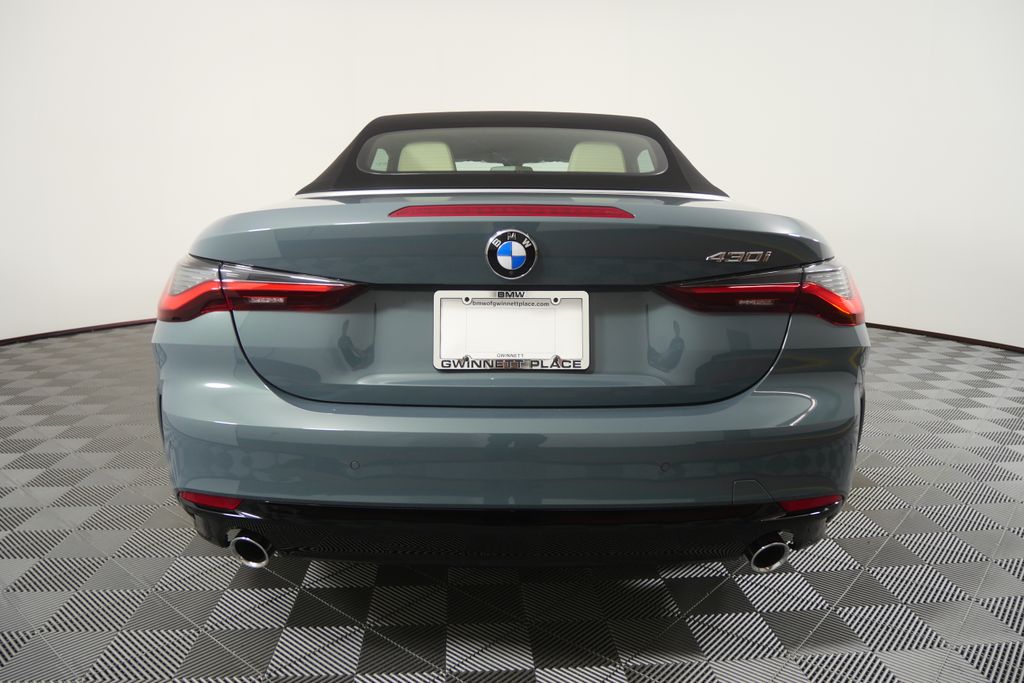 Thumbnail: 2026 BMW 4 Series - 5