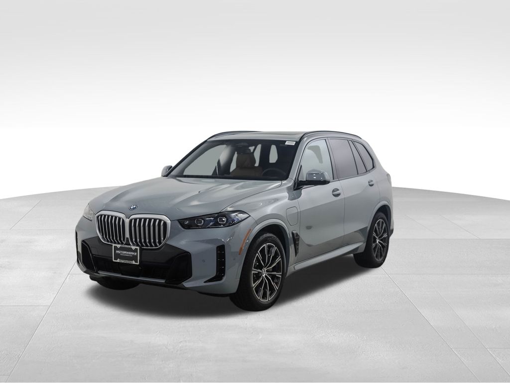 2026 BMW X5 xDrive50e Hero Image