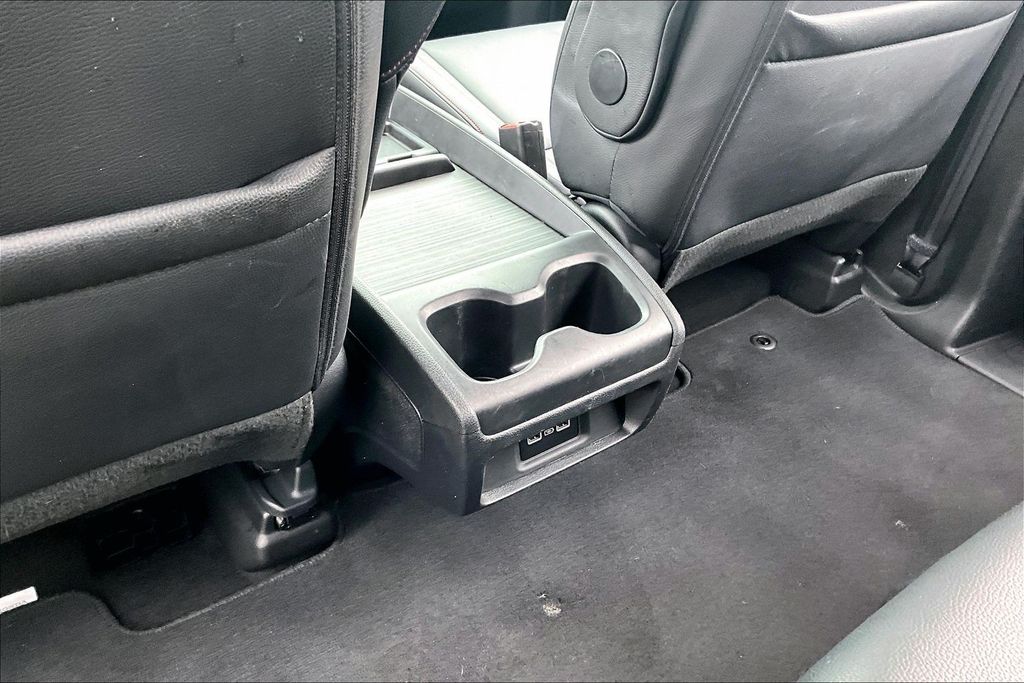 Used 2024 Honda Odyssey Van