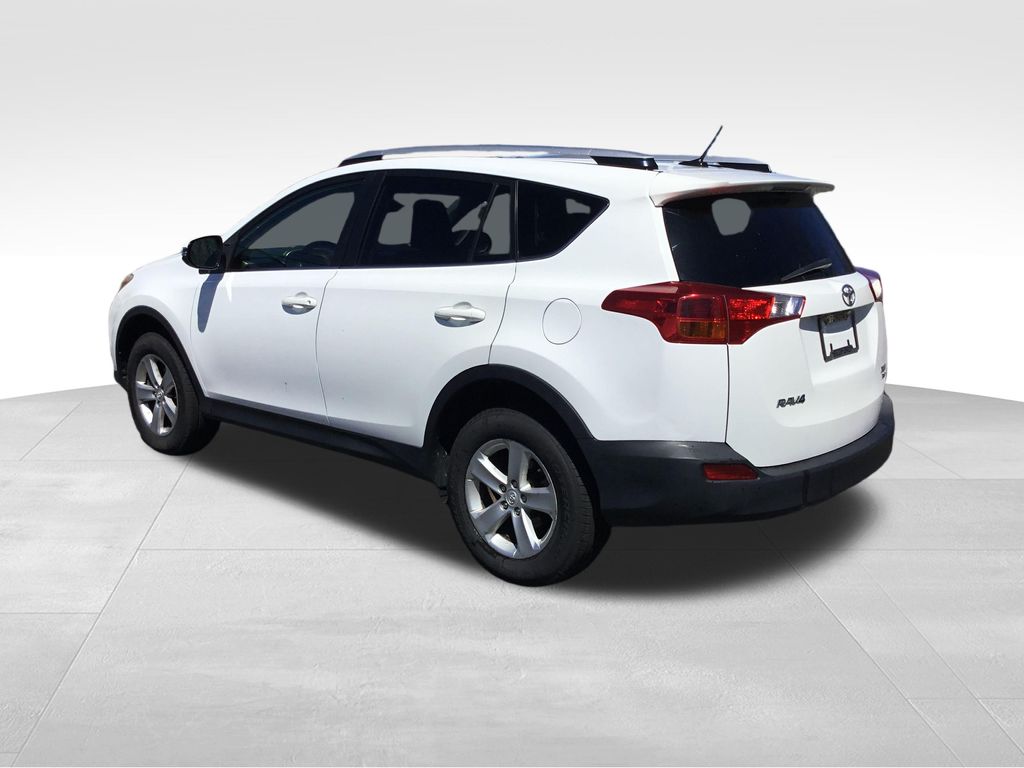 Thumbnail: 2014 Toyota RAV4 - 3