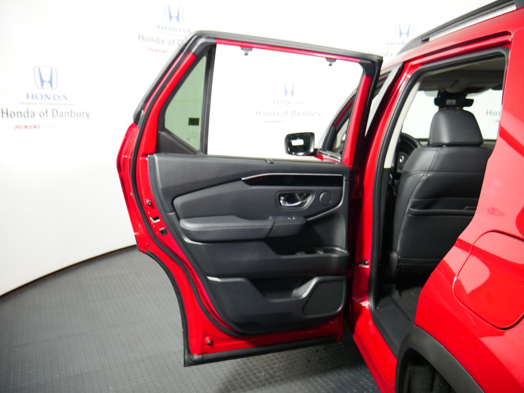 Thumbnail: 2026 Honda Pilot - 11