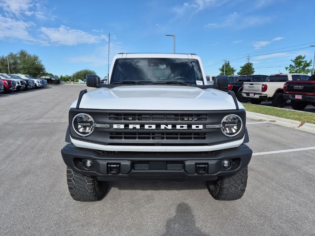 Used Car 2022 Ford Bronco  Black Diamond For Sale Under $35,000 In Austin, Texas