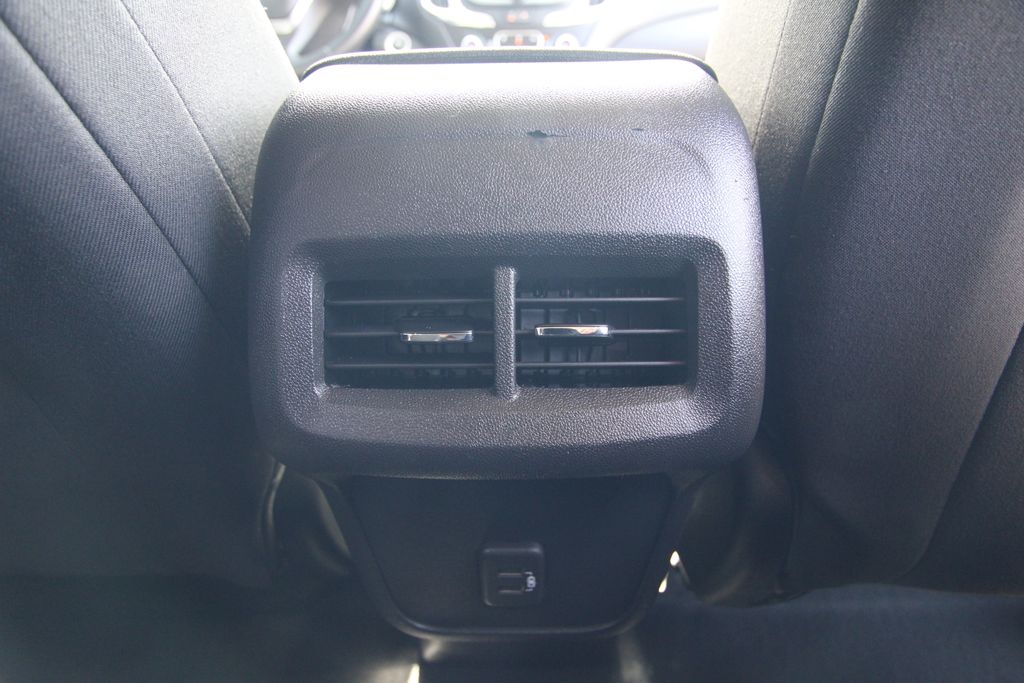 Used 2024 Chevrolet Equinox SUV
