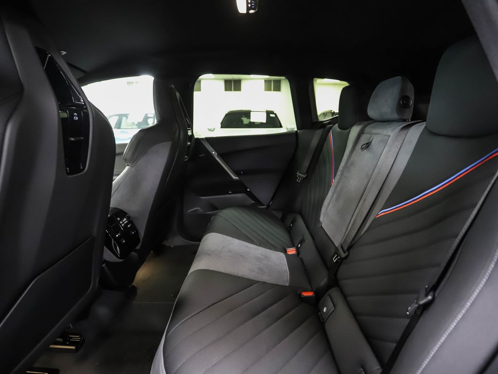 Thumbnail: 2026 BMW iX - 20