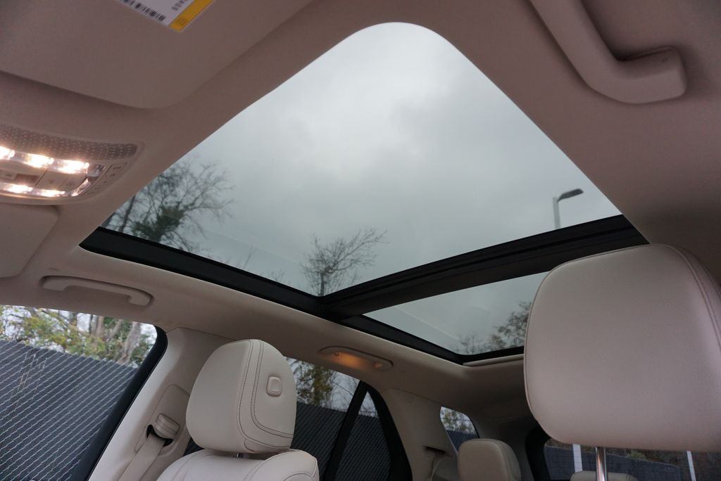 Thumbnail: 2022 Mercedes-Benz GLE - 12