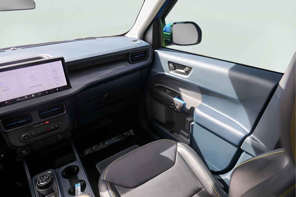 Used Car 2025 Ford Maverick  Lobo Standard For Sale Under $35,000 In Austin, Texas