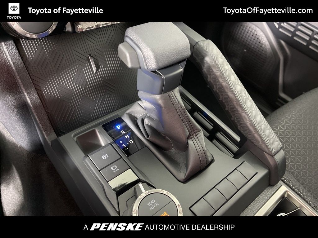 Thumbnail: 2025 Toyota 4Runner - 32