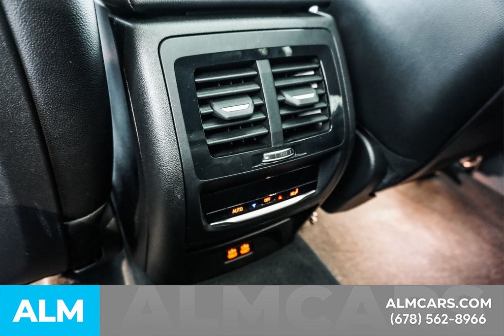 Used 2025 Black BMW xDrive30i image 58