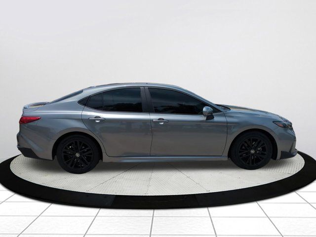 Certified Used 2025  Toyota SE image 2