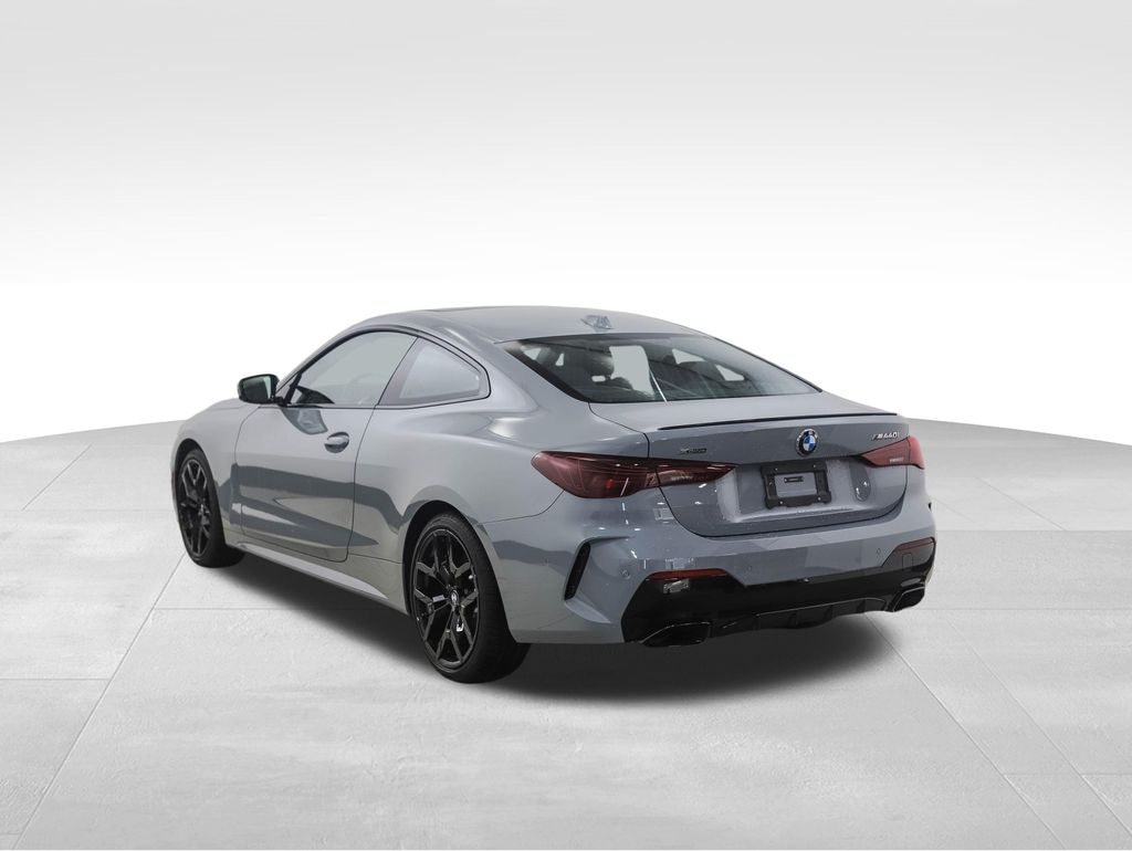 Thumbnail: 2026 BMW 4 Series - 3