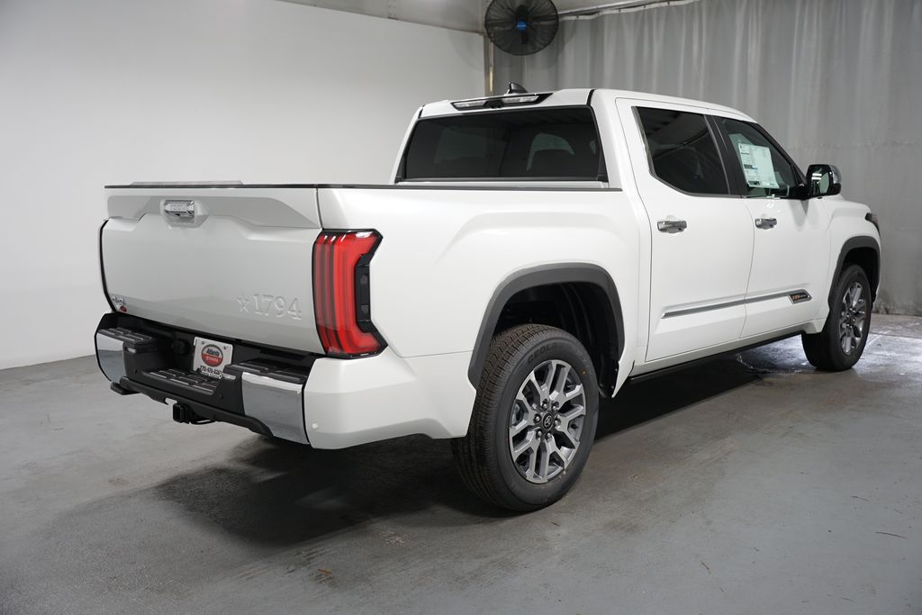 Thumbnail: 2025 Toyota Tundra - 9