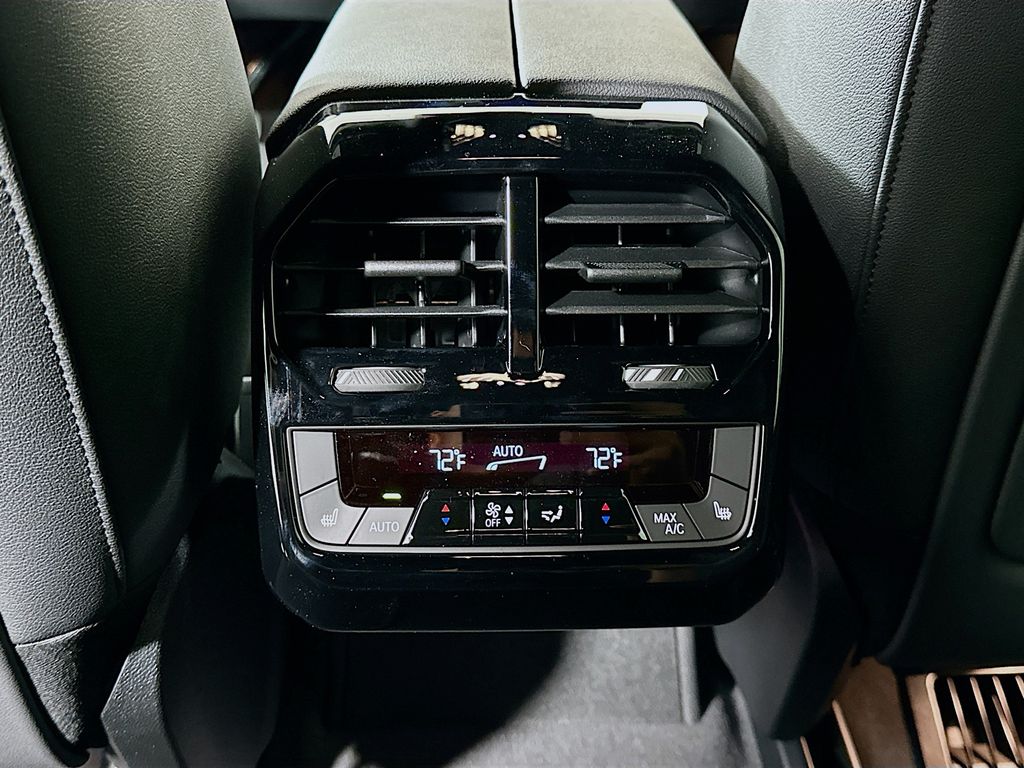 Thumbnail: 2026 BMW iX - 18