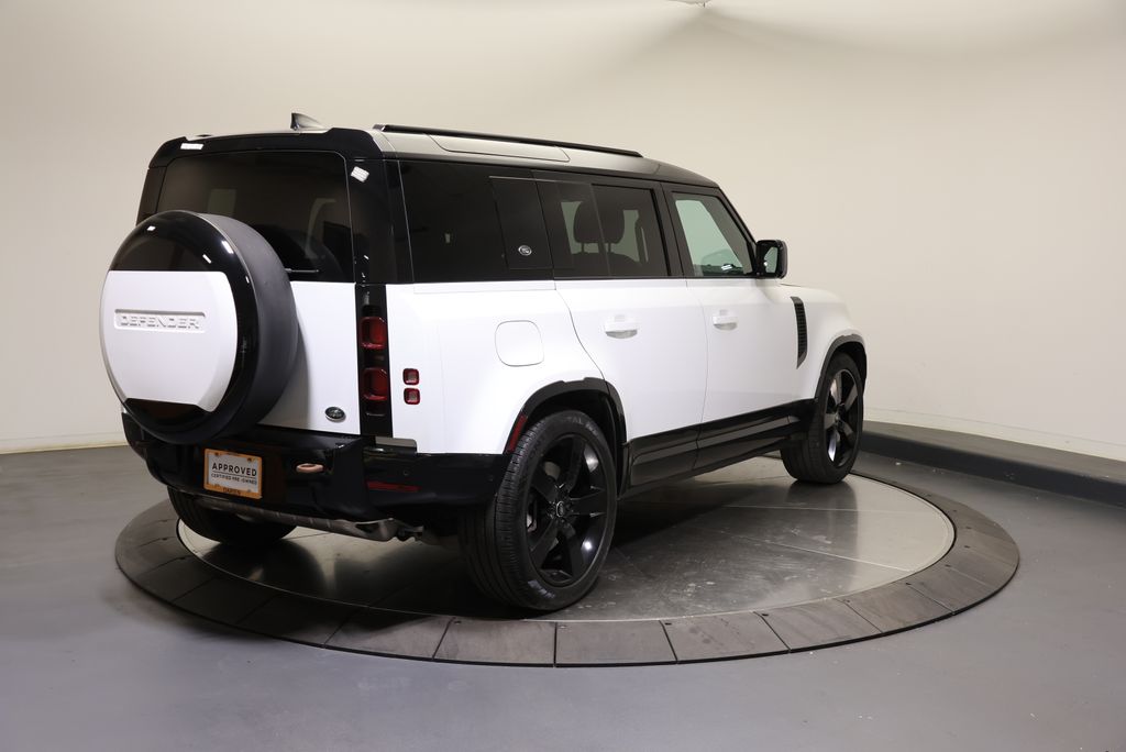 Thumbnail: 2023 Land Rover Defender - 5