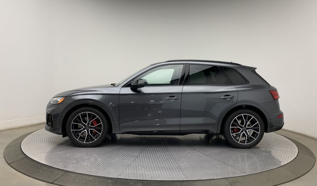 2024 Audi SQ5  5