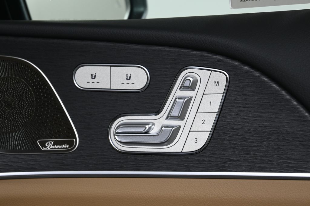 Thumbnail: 2026 Mercedes-Benz GLE - 23