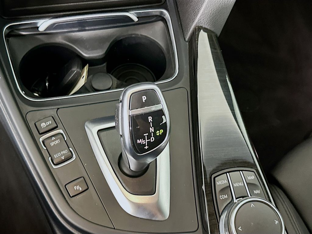 Thumbnail: 2019 BMW 4 Series - 17