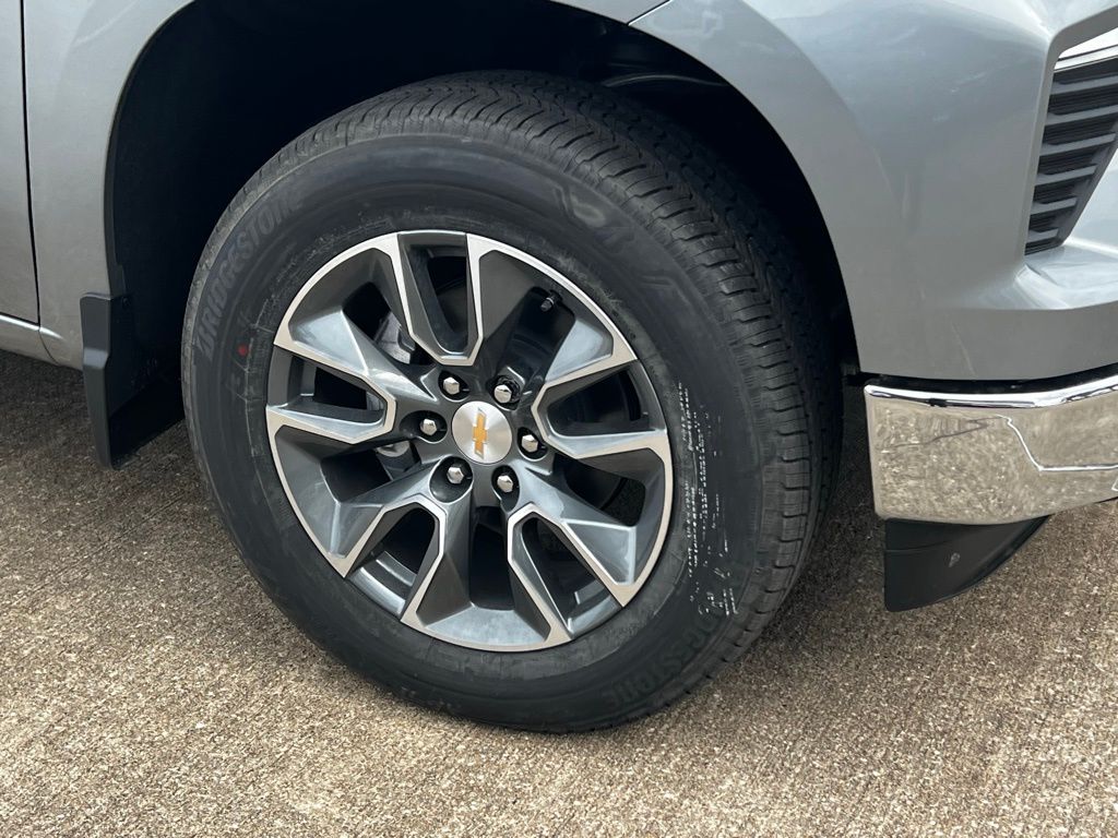 2026 Chevrolet Silverado 1500 LT - 4
