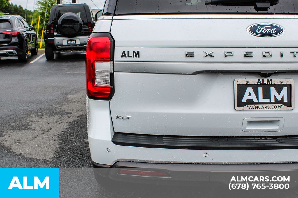 Used 2024 White Ford XLT image 12