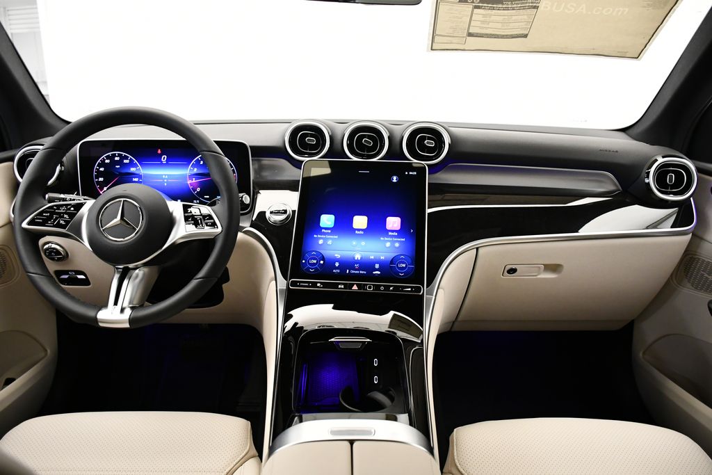 Thumbnail: 2026 Mercedes-Benz GLC - 18