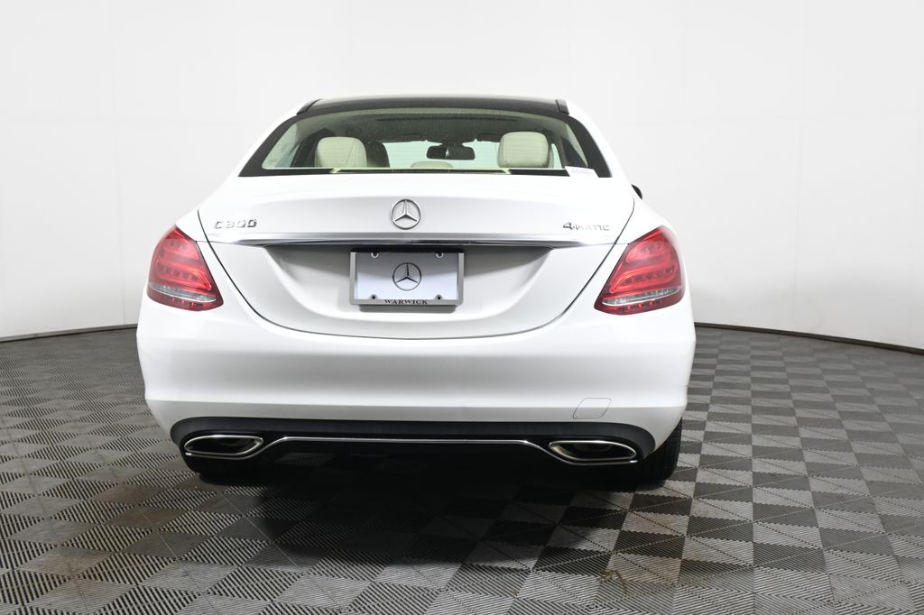 Thumbnail: 2015 Mercedes-Benz C-Class - 6
