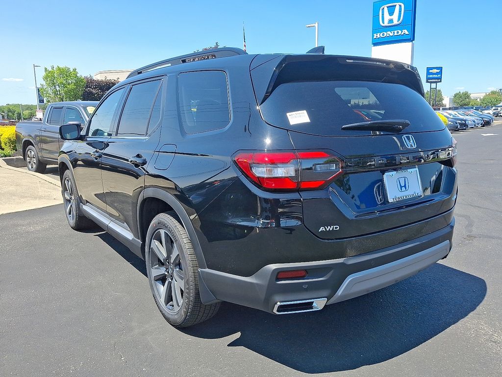Thumbnail: 2025 Honda Pilot - 3