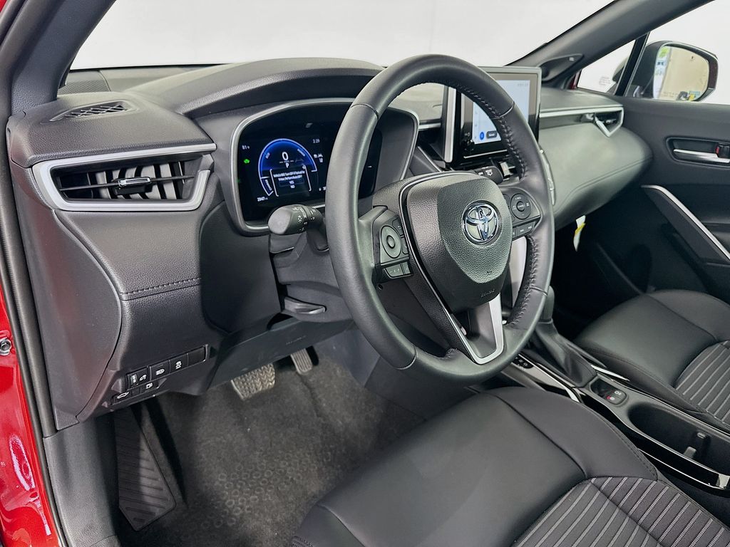 Thumbnail: 2025 Toyota Corolla Cross - 9