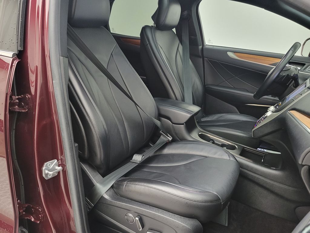 Thumbnail: 2019 Lincoln MKC - 12