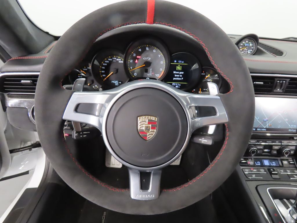 Thumbnail: 2014 Porsche 911 - 15