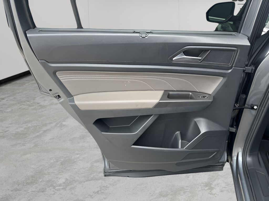 Used Car 2022 Volkswagen Atlas  3.6l V6 Se W/technology For Sale Under $30,000 In Austin, Texas