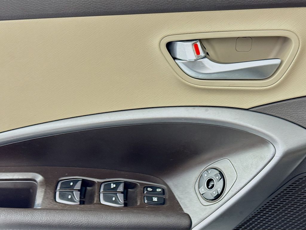 Used Car 2013 Hyundai Santa Fe Sport  Base For Sale Under $10,000 In Austin, Texas