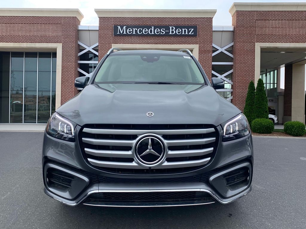 2025 Mercedes-Benz GLS 450 4MATIC 2