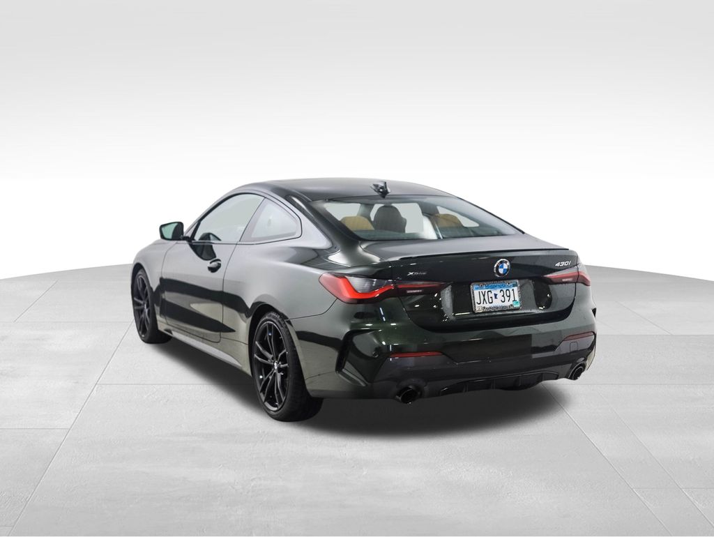 Thumbnail: 2023 BMW 4 Series - 3