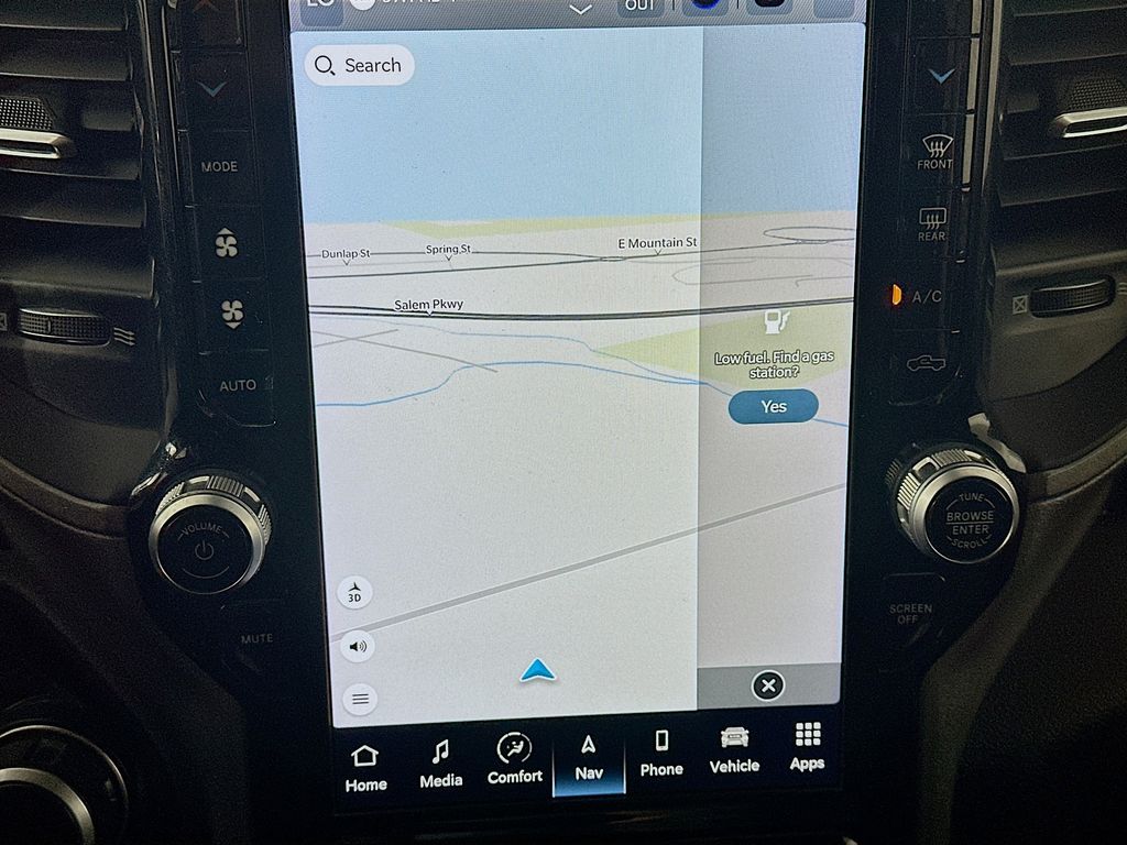 Used 2022 White Ram Tradesman image 19