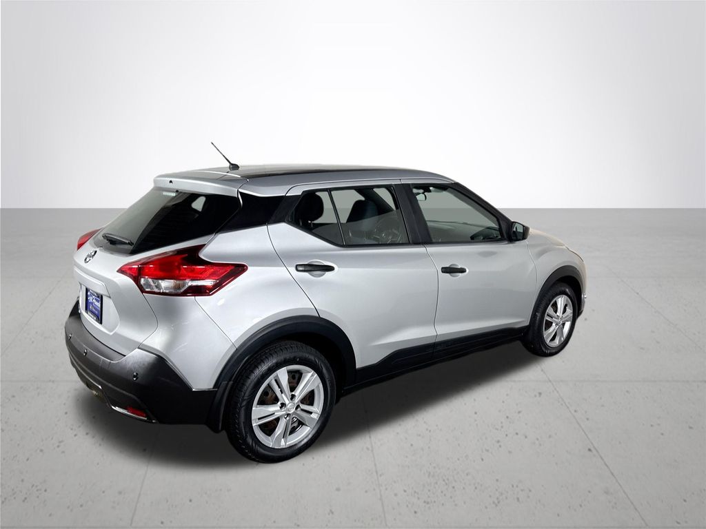 2020 Nissan Kicks S