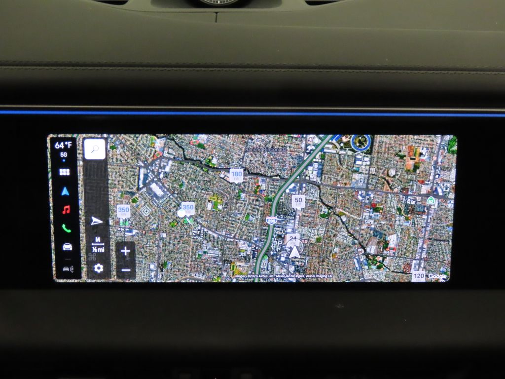 Thumbnail: 2025 Porsche Macan - 28