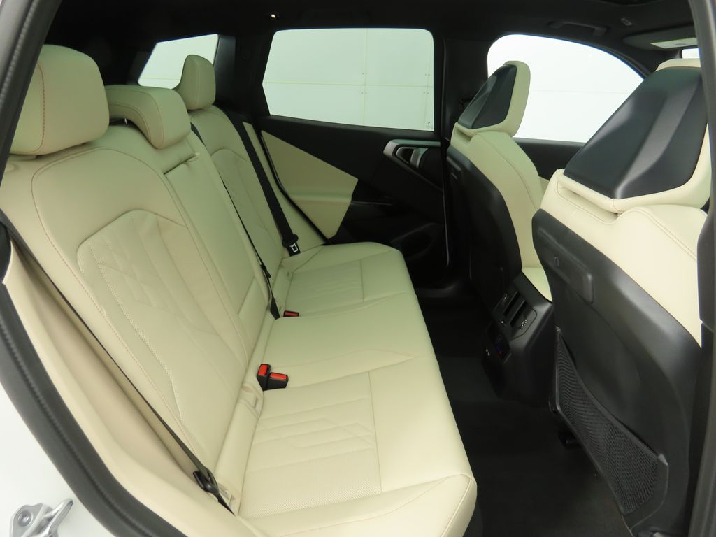 Thumbnail: 2026 BMW X3 - 23