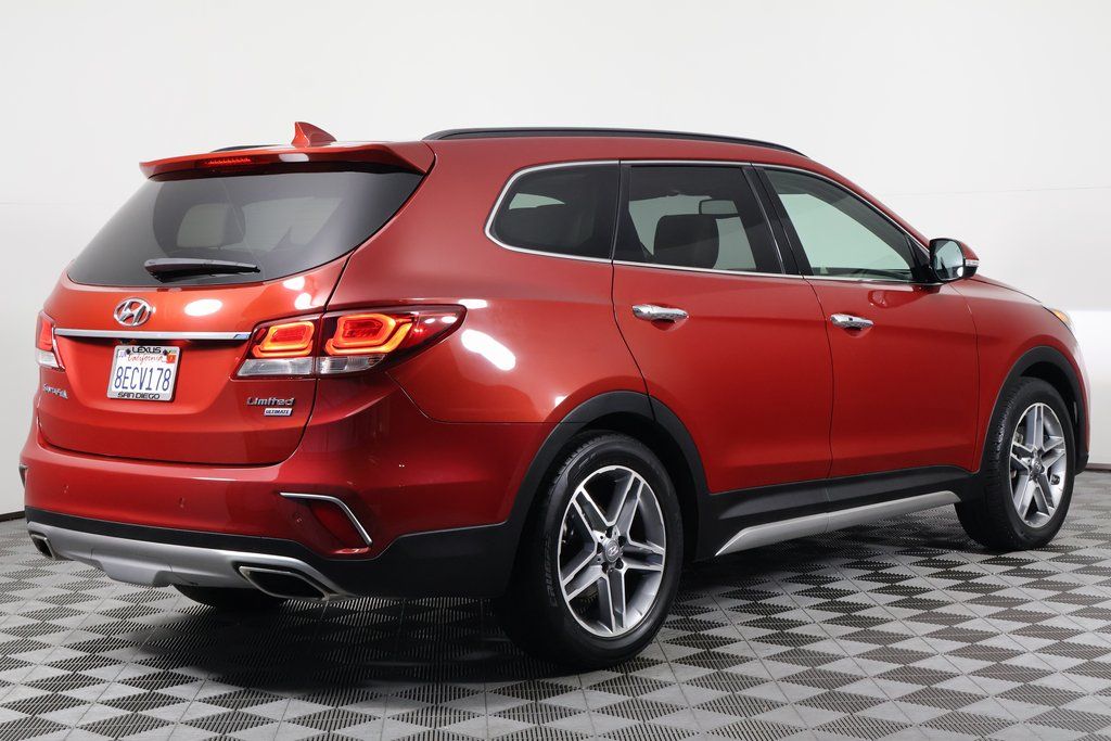 Thumbnail: 2018 Hyundai Santa Fe - 4
