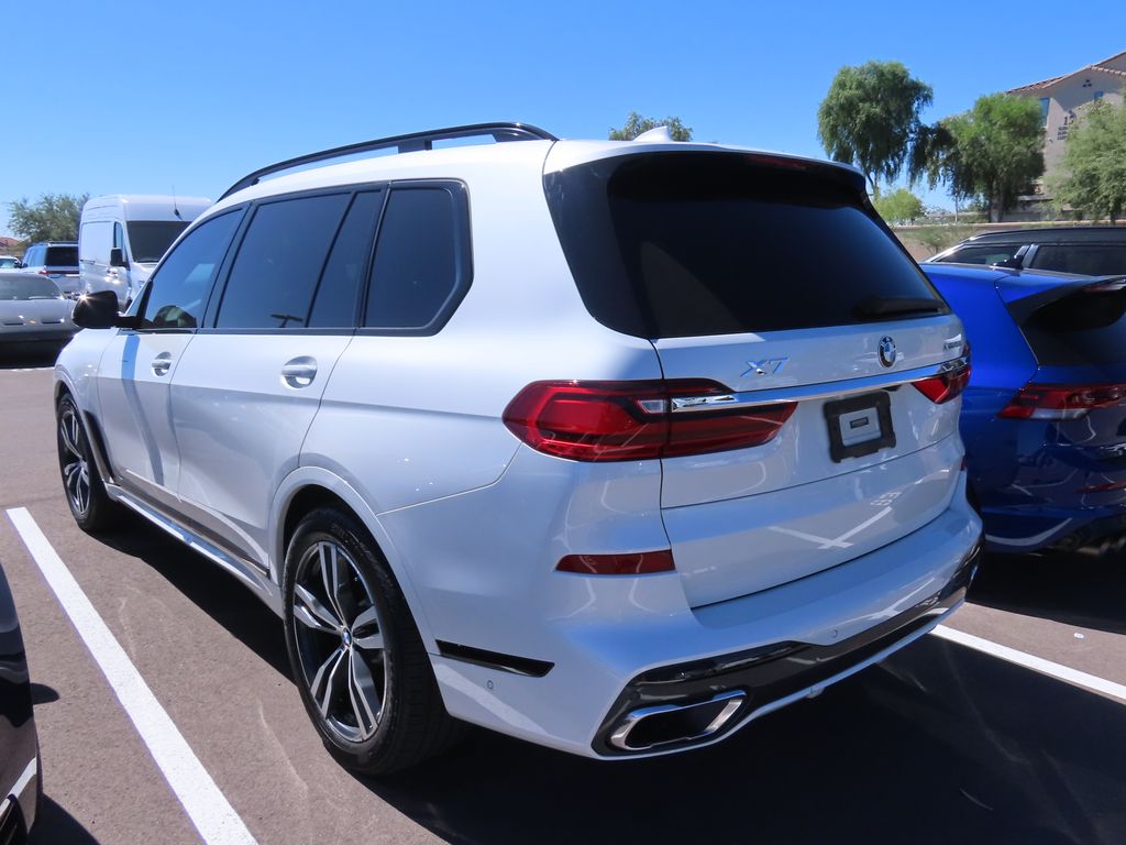 Thumbnail: 2020 BMW X7 - 4