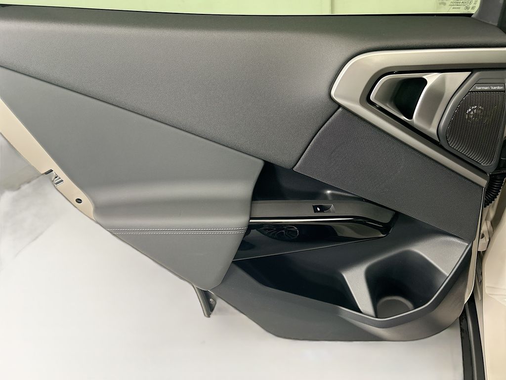 Thumbnail: 2026 BMW X3 - 25