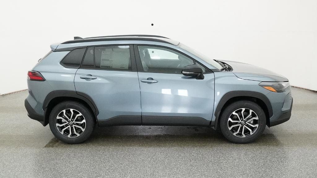 Thumbnail: 2026 Toyota Corolla Cross - 4