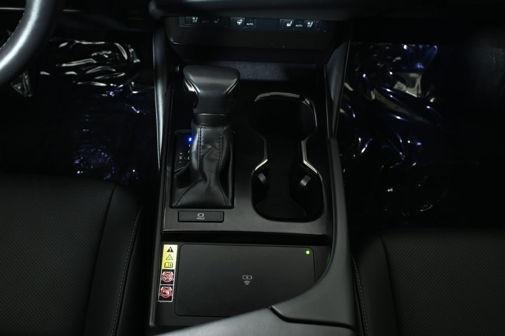 Thumbnail: 2023 Lexus ES - 24