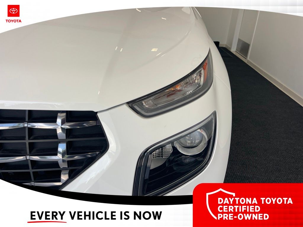 Used 2025 Hyundai Venue SUV