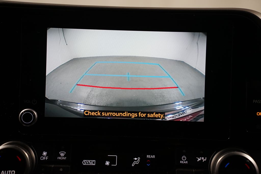 Thumbnail: 2023 Toyota Highlander - 19