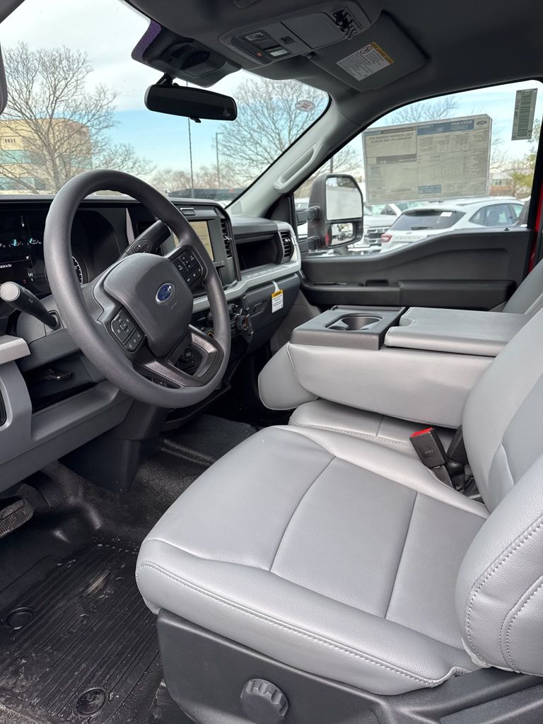 2026 Ford F-550 Chassis XL