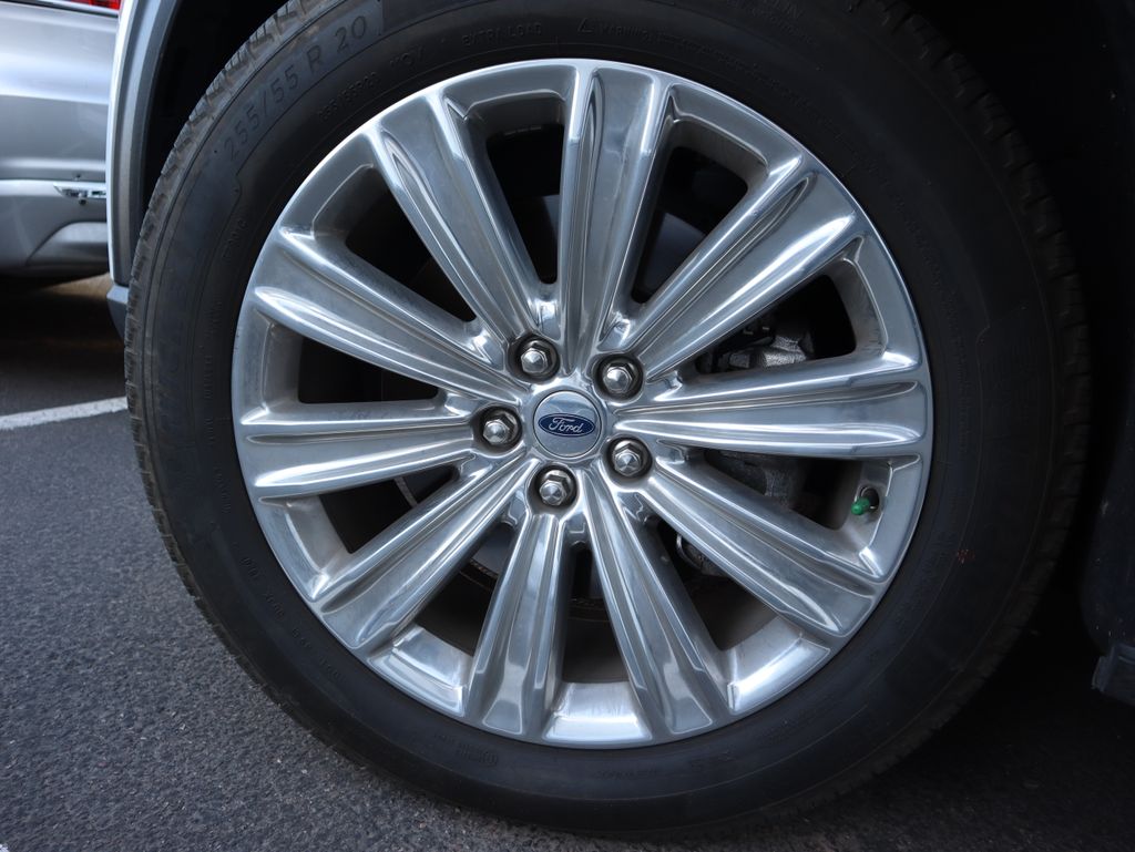 Thumbnail: 2021 Ford Explorer - 15